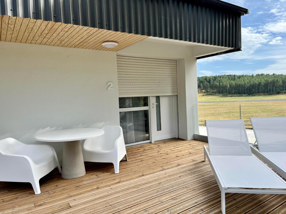 Domaine De Mende Brenoux Suites & Spa Exterior photo